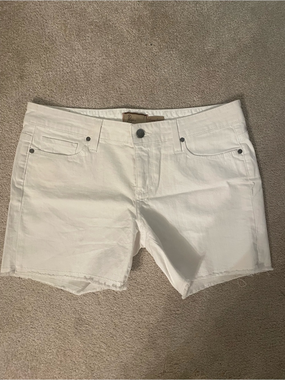 PAIGE Jimmy Jimmy White Denim Cutoff Shorts size 28 Raw, Frayed Hem